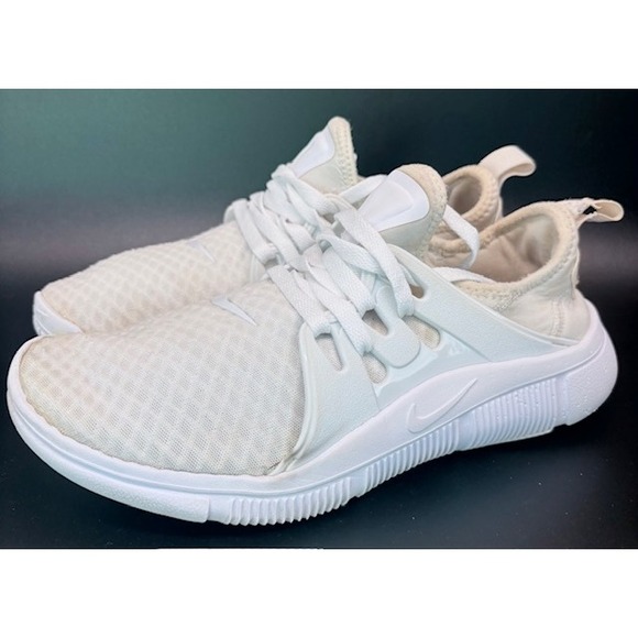 Nike Shoes - Nike Acalme White Womens Running sneakers size 9.5 shoes lace up